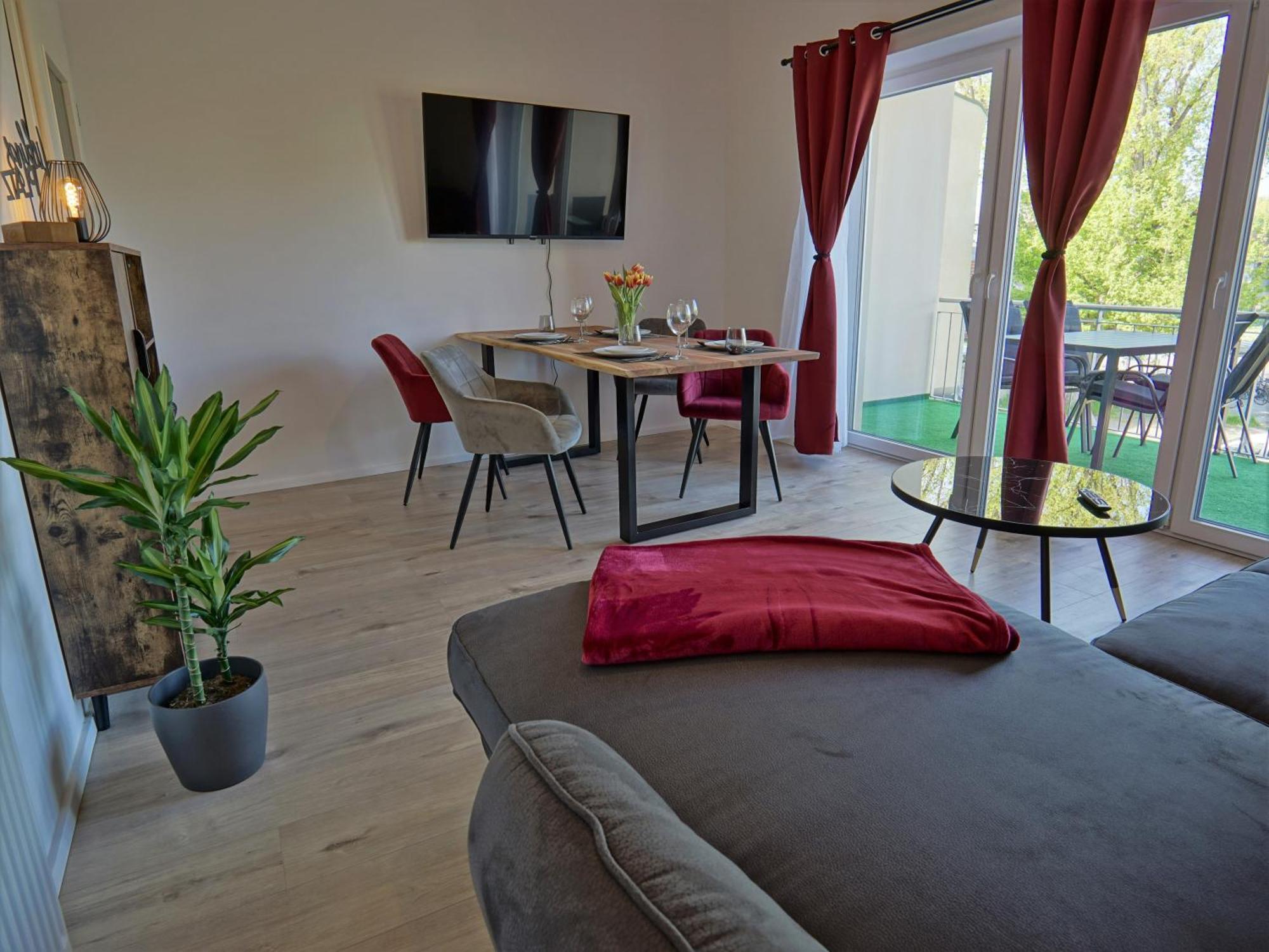 Ferienwohnung "Hogulu" Brandenburg, Balkon, Neustadt, Kueche, Wassernaehe - Parkplatz Inklusive Brandenburg an der Havel Zimmer foto